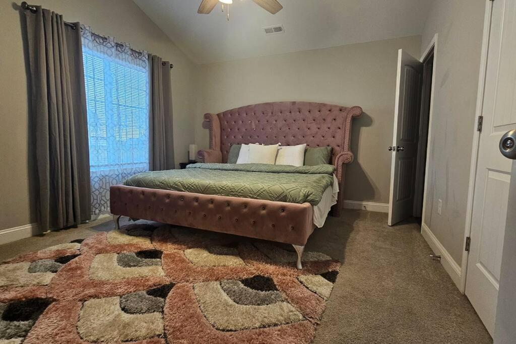 Gorgeous 3 Bedroom Home With Cable Tv In All Rooms & Free Wi-Fi 콩코드 외부 사진