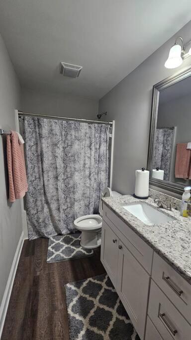 Gorgeous 3 Bedroom Home With Cable Tv In All Rooms & Free Wi-Fi 콩코드 외부 사진