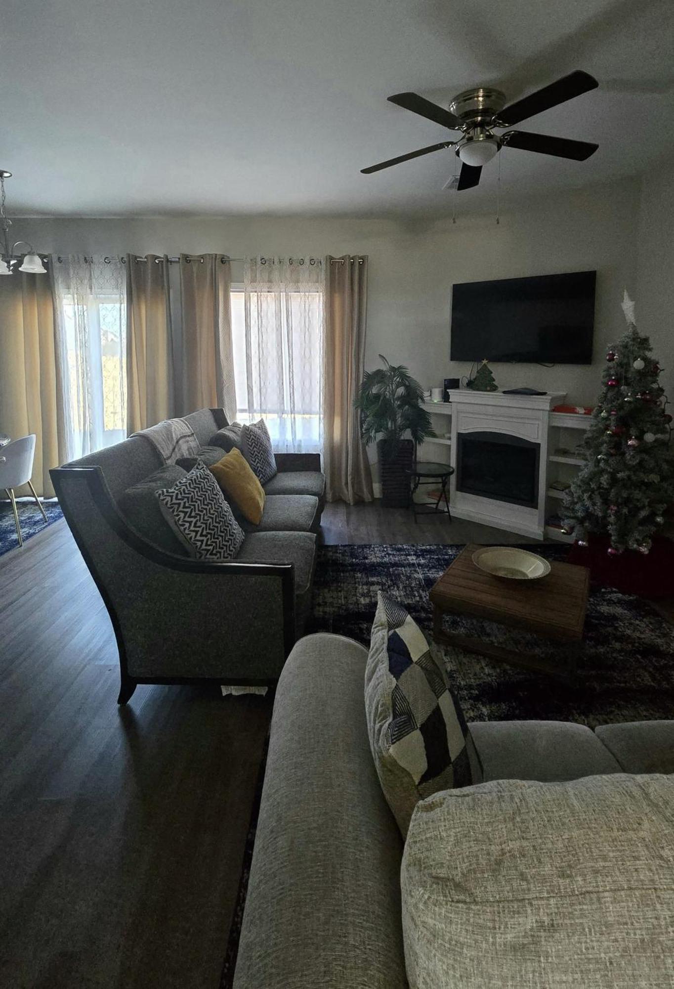 Gorgeous 3 Bedroom Home With Cable Tv In All Rooms & Free Wi-Fi 콩코드 외부 사진